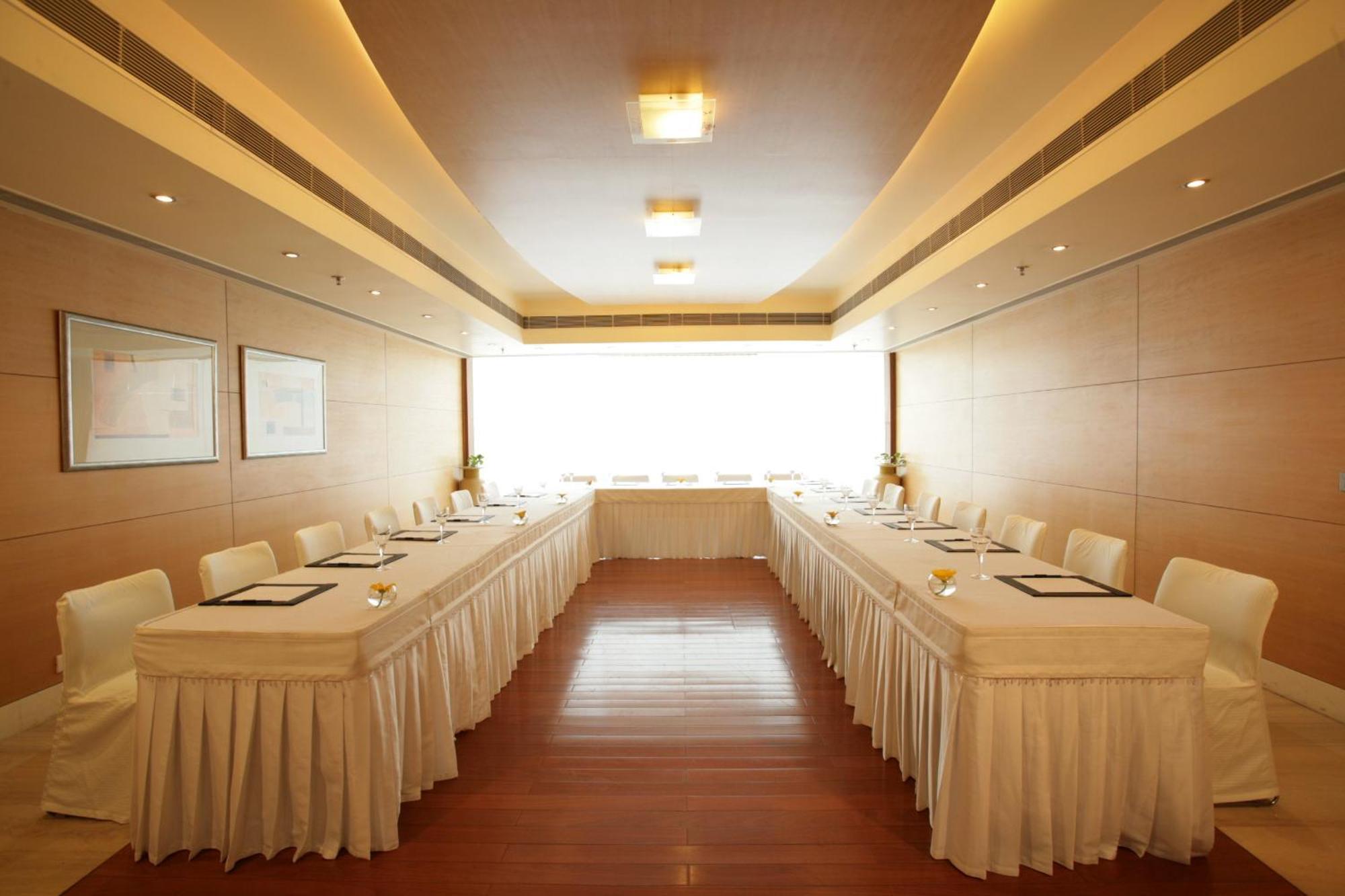 Hotel Jaypee Siddharth Nueva Delhi Exterior foto
