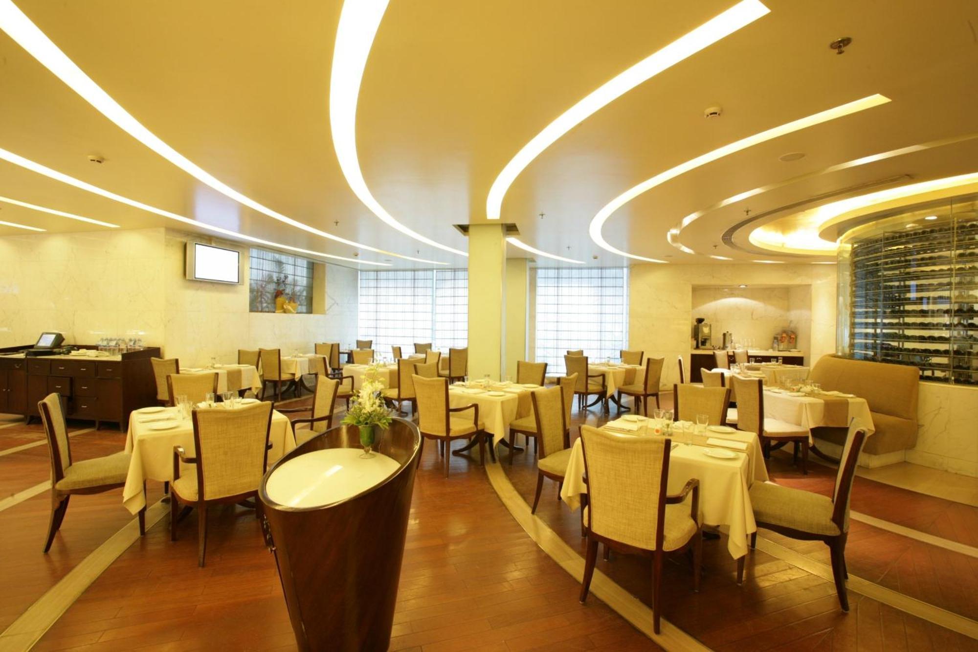 Hotel Jaypee Siddharth Nueva Delhi Exterior foto