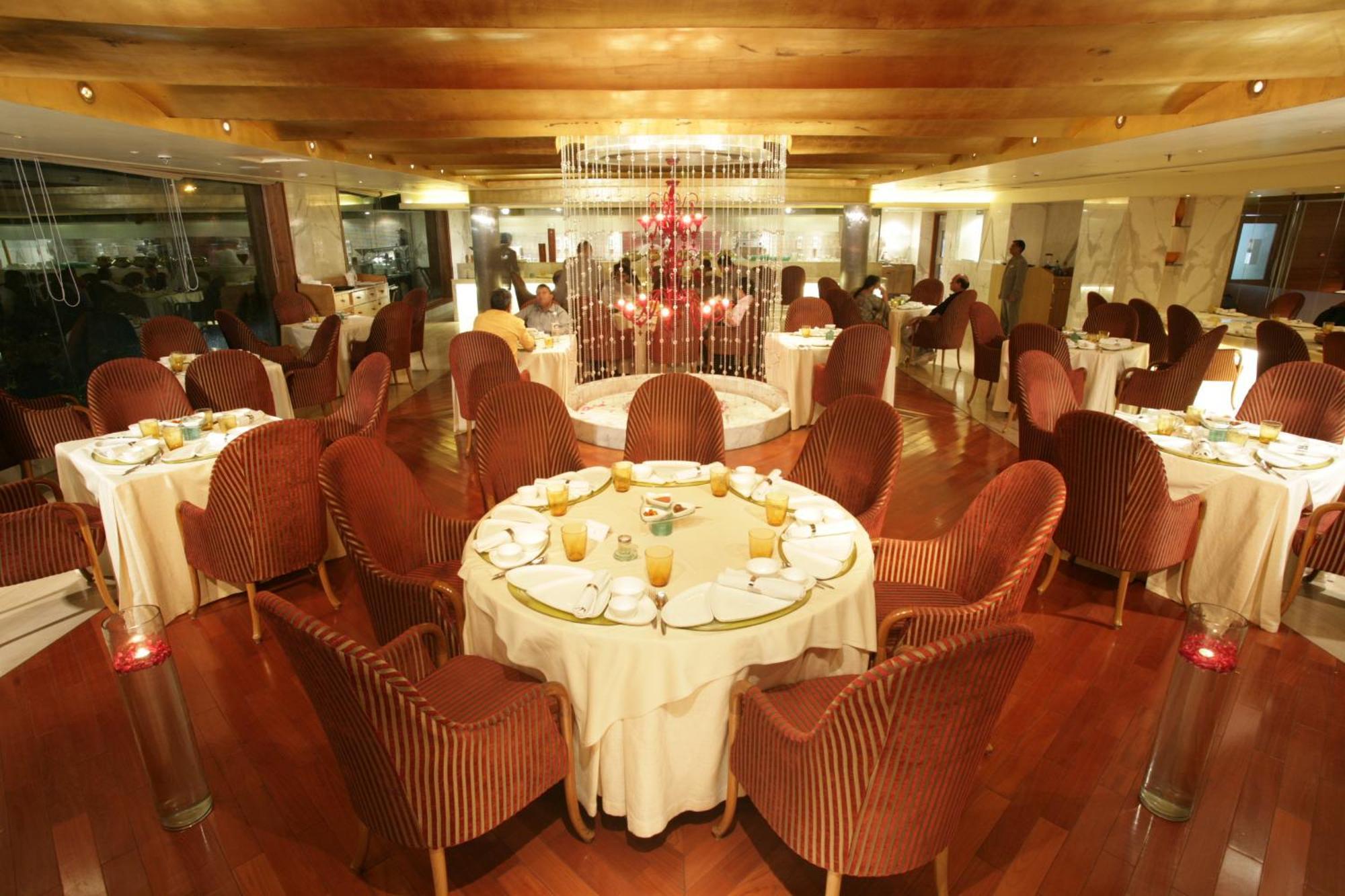 Hotel Jaypee Siddharth Nueva Delhi Restaurante foto